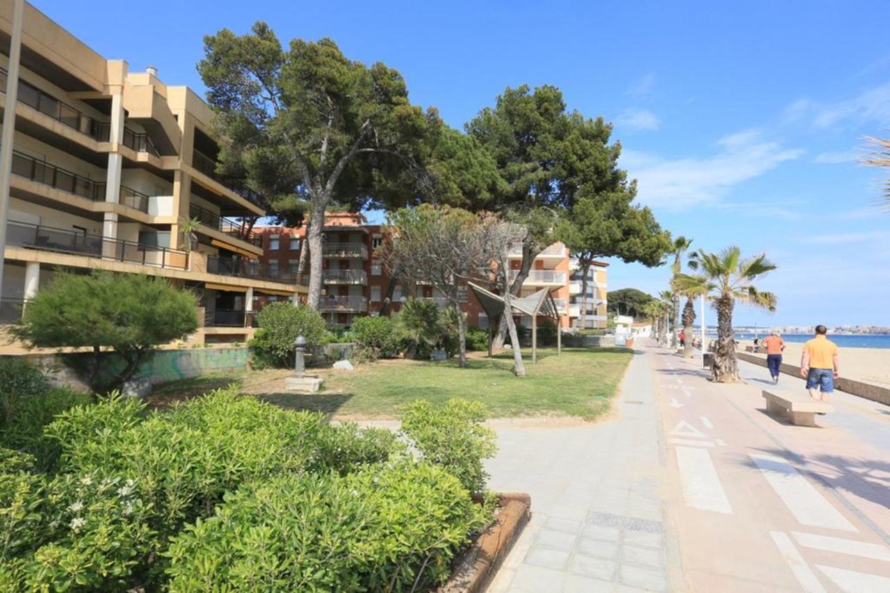 Uhc Txingudi Apartments Cambrils Exterior photo